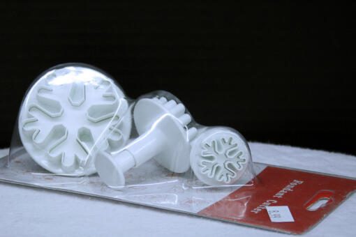 Simple Snow Flake Plunger - Image 3