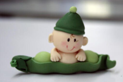 Cold Porcelain "Baby Pea Pod" Cake Topper- Small
