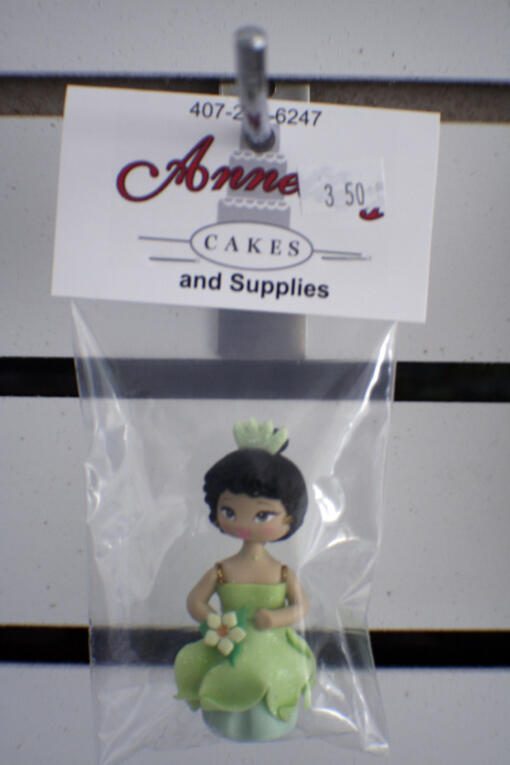 Cold Porcelain Green Princess Cake Topper- Small - Image 2