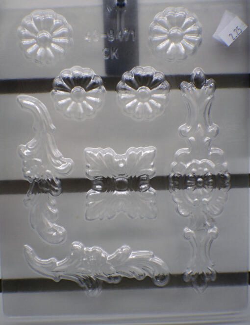 Plastic Small Boroque Design Chocolate Mold D