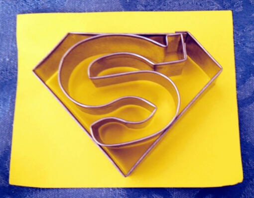 Superman Set Cutter- Medium - Image 3
