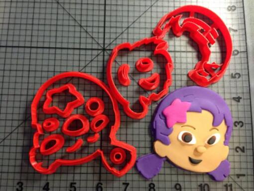 Bubble Guppies Dona Cutter Set-2"