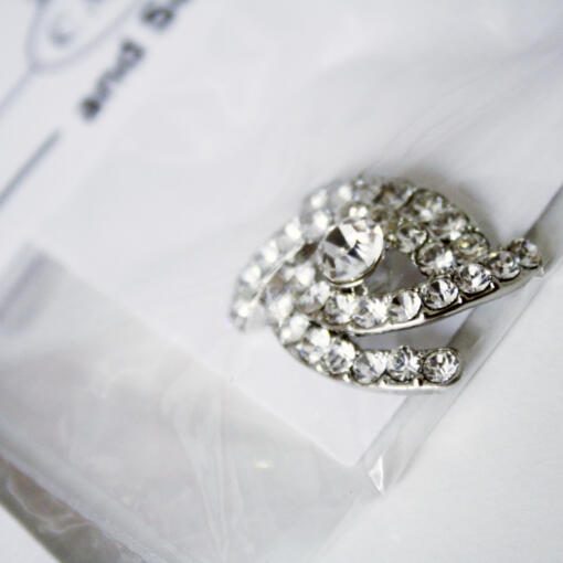 Mini Brooch- Twist