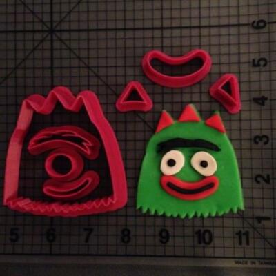 Yo Gabba Gabba Brobee Cutter Set 3 inch