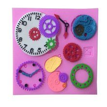 Silicon Gear Timepiece
