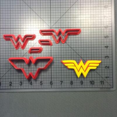Wonder Woman Cookie Cutter set is shown along with intended result.