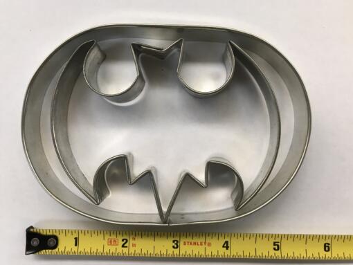 M Batman Cutter