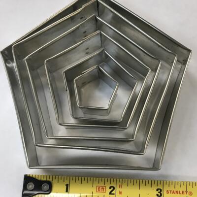 M 6 Count Pentagon Metal Cutters