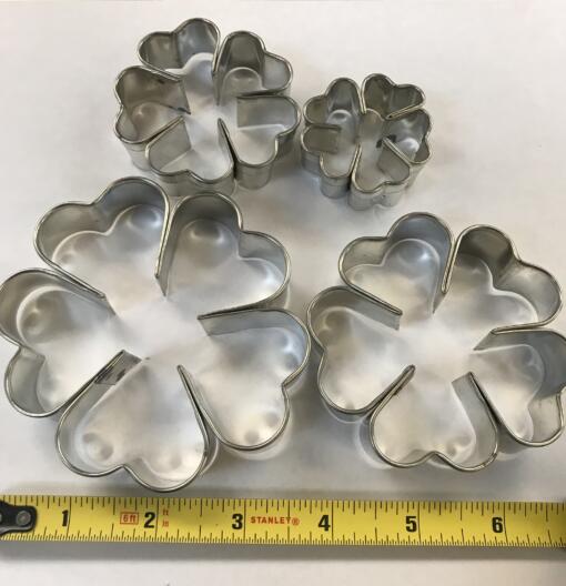 M 4 Count Anemone Flower Metal Cutters