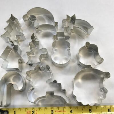 M 10 piece Christmas Set Metal Cutters