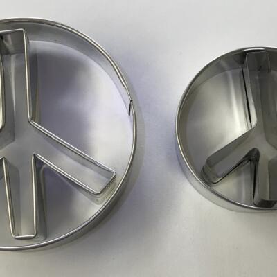 M 2ct Peace Symbol Cutter Set