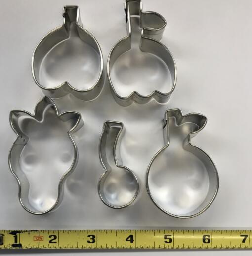 Fruit cutter set of 5 is shown