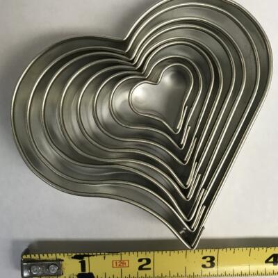 M 8-count Heart Metal Cutter