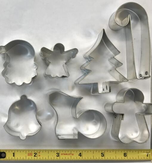 M 7pc Christmas Cutter Set