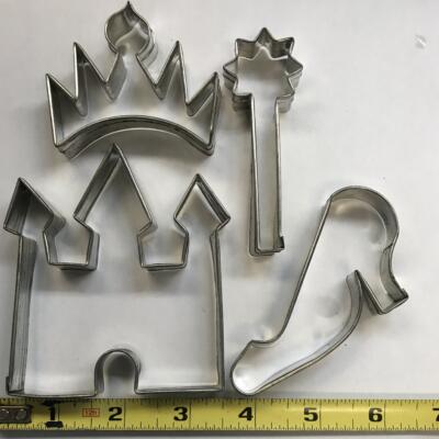 Princess Themed Cutter Set Pieces, which include a castle, a crown, a staff, and a heel, is shown